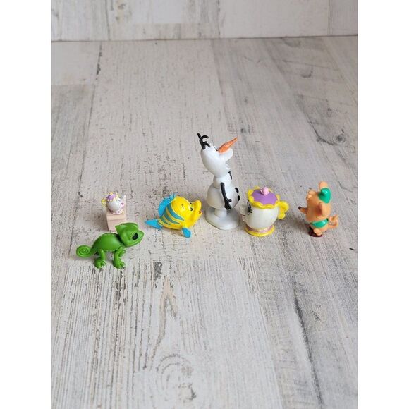 Disney mini mascot Olaf gus gus flounder Mrs Potts tangled toy set - Picture 6 of 8